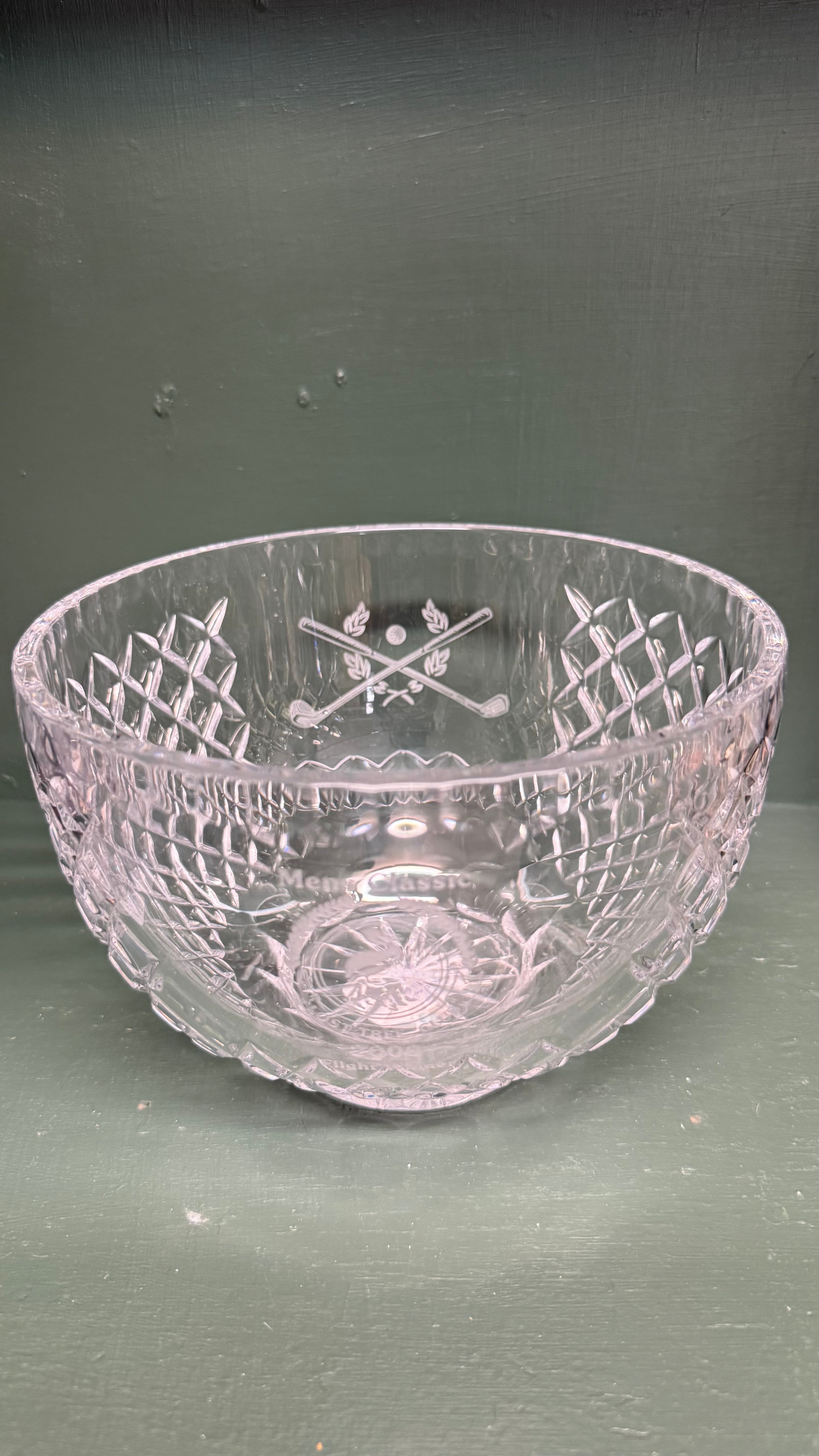 (Reserved) Crystal Golf trophy cup and table runner