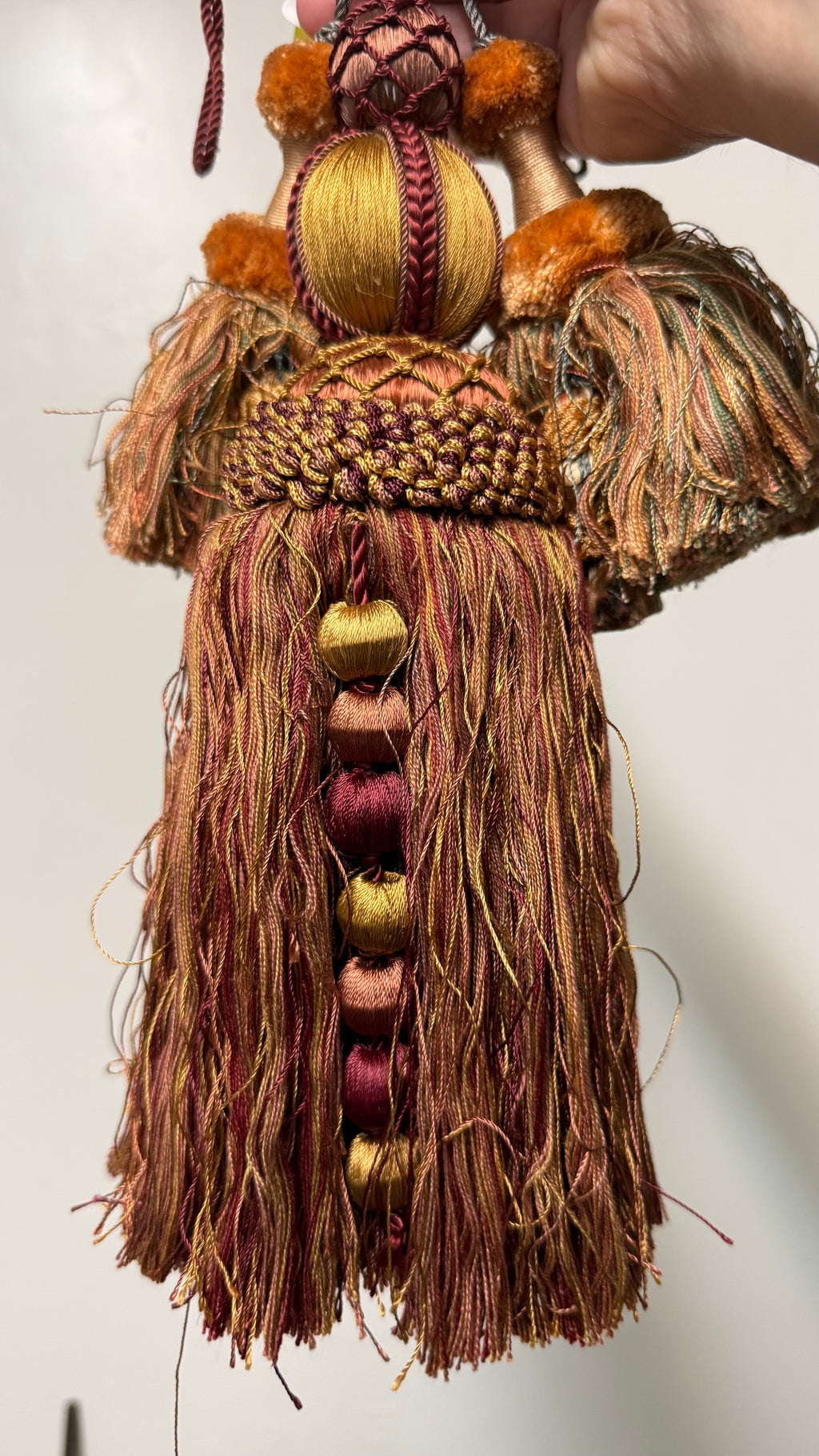 (Reserved) Mug and tassels