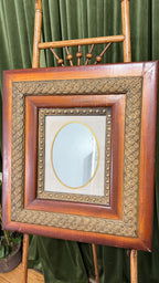 Elegant antique-style mirror