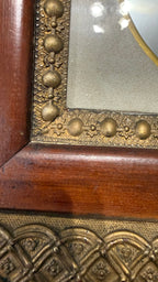 Elegant antique-style mirror