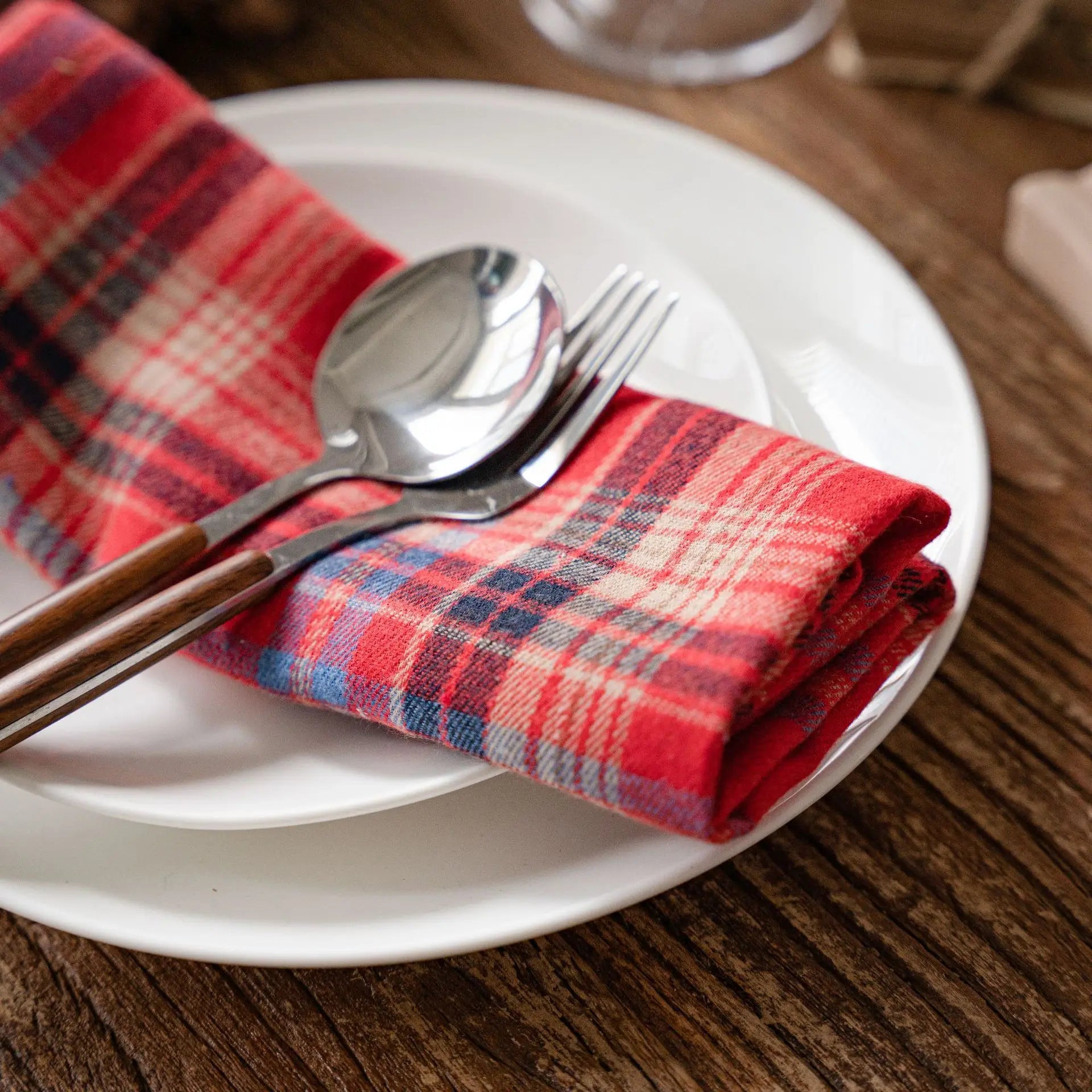 Festive Charm: Plaid fabric napkins / placemats