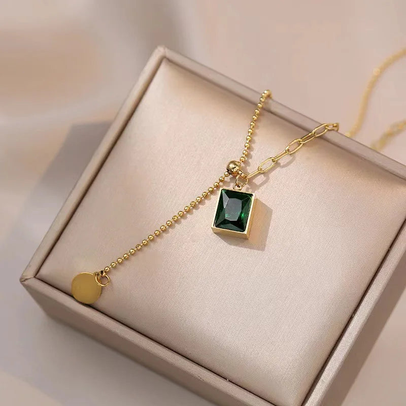 Lariat Y-Necklace Gold-Toned | Emerald Zirconia Pendant