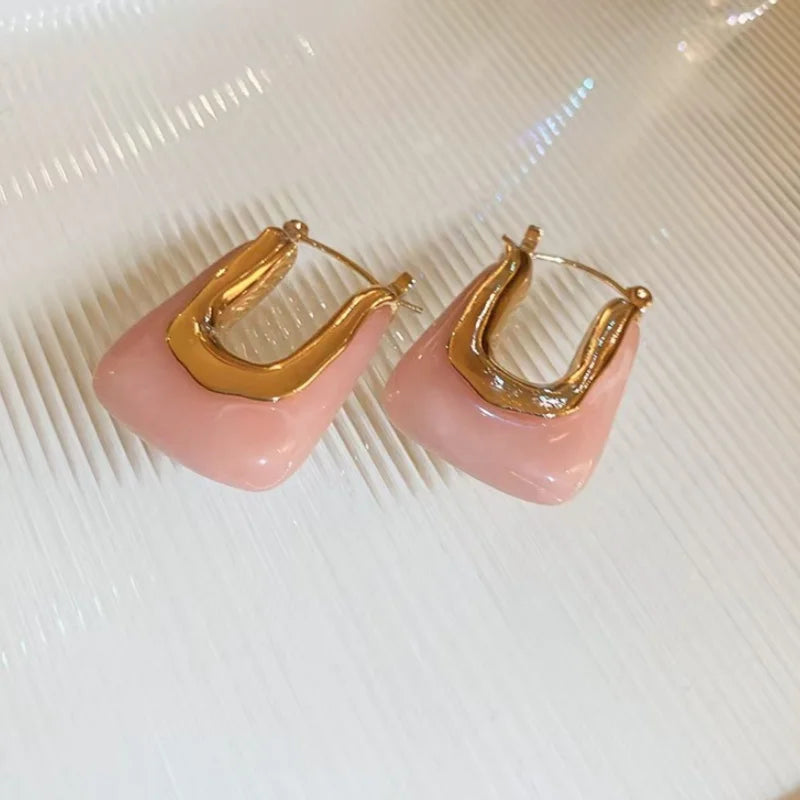 The Sculpted Resin U-Hoops